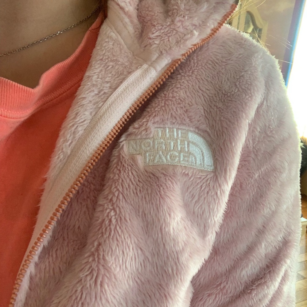 Light pink north face zip up w/ rose gold zipper